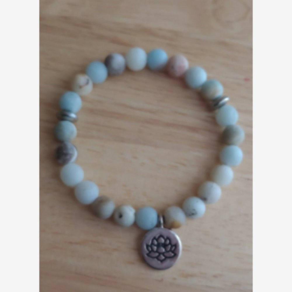 Blue and Tan Amazonite Mala Bead Stretch Bracelet